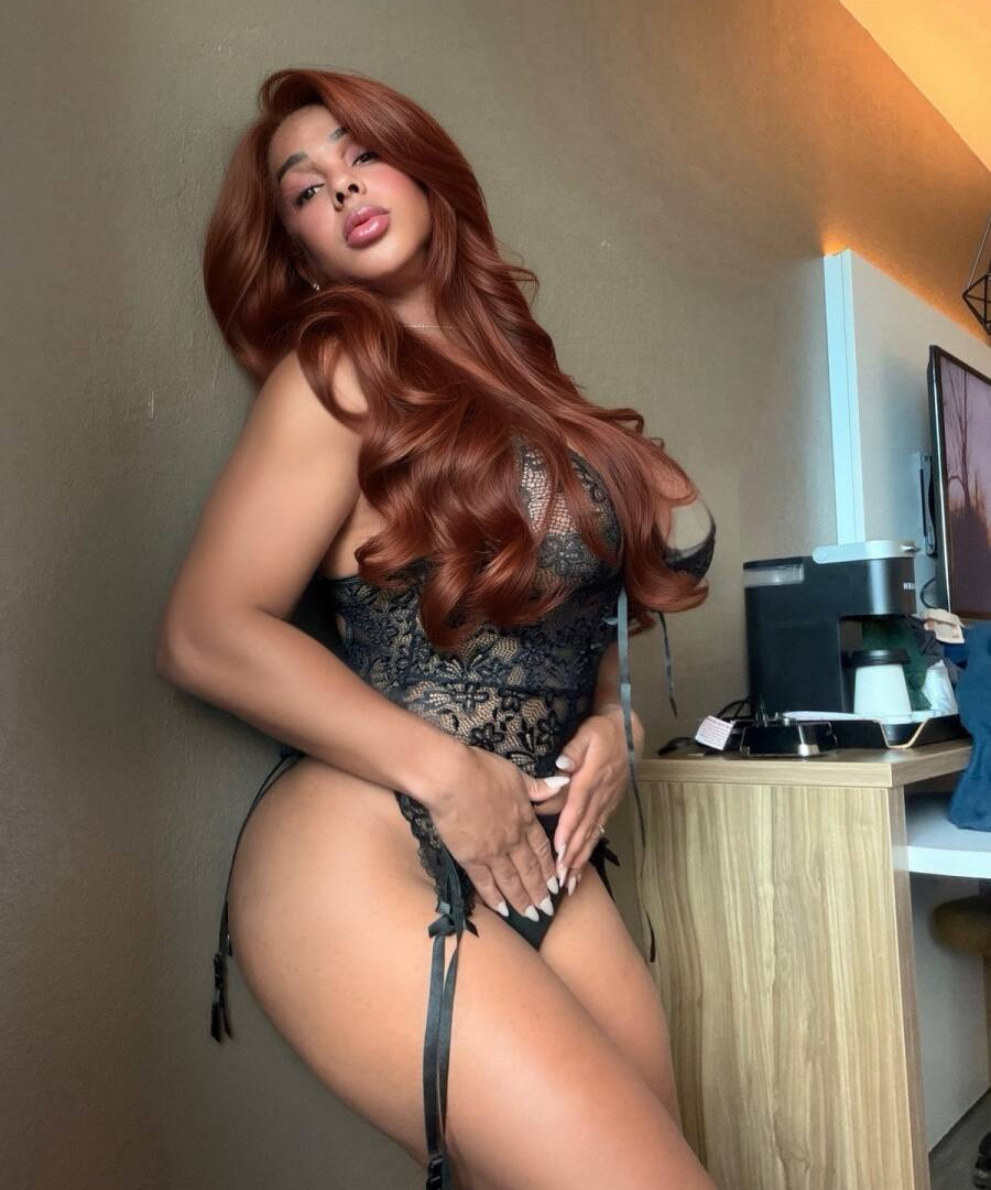 EBONY VICTORIA