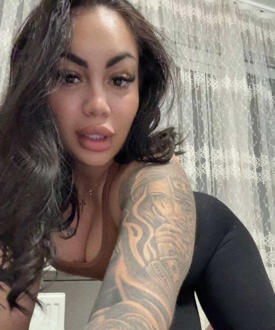 Bella